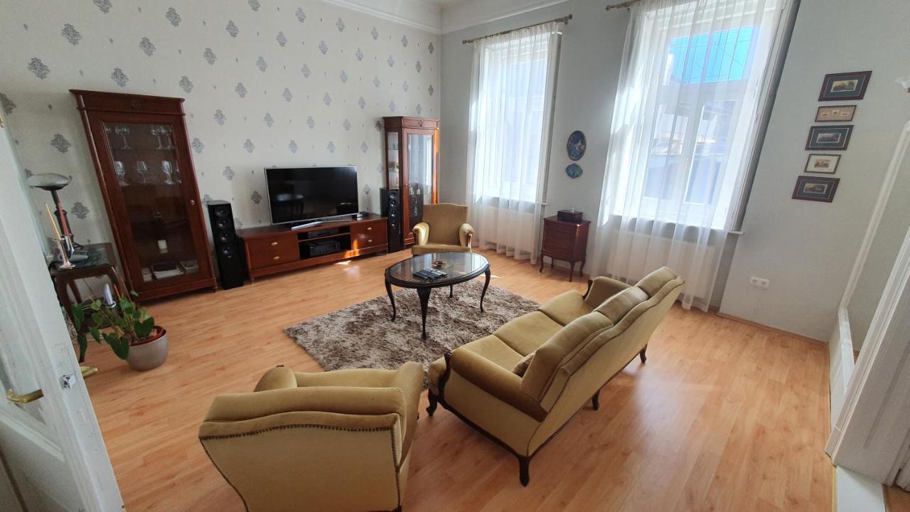 Апартаменты Casa Tajola Кечкемет Экстерьер фото