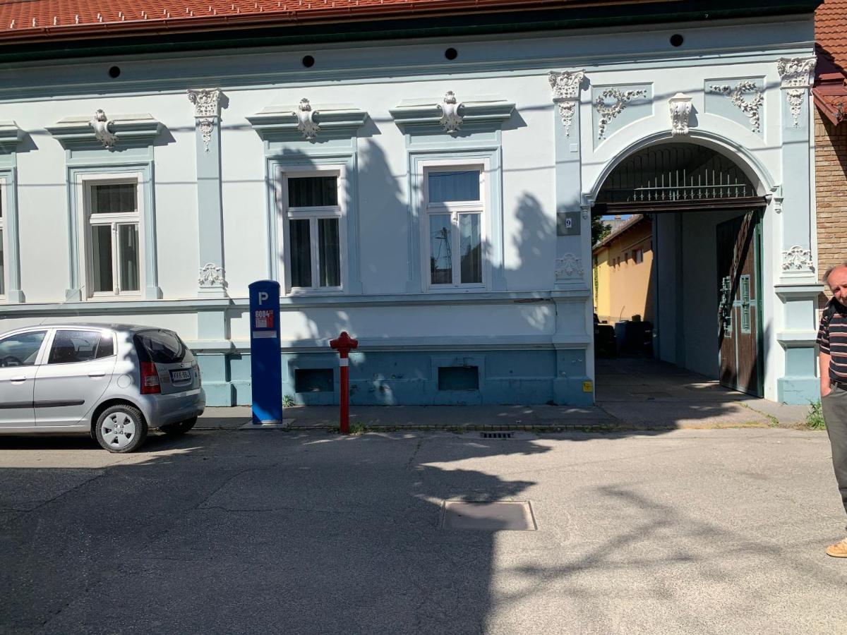 Апартаменты Casa Tajola Кечкемет Экстерьер фото